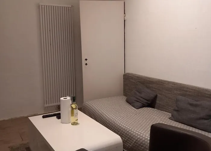 Eine Mit Privatem Eingang شقة Weilerswist