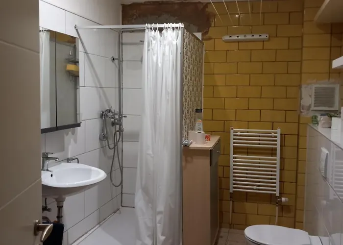 Eine Mit Privatem Eingang شقة *